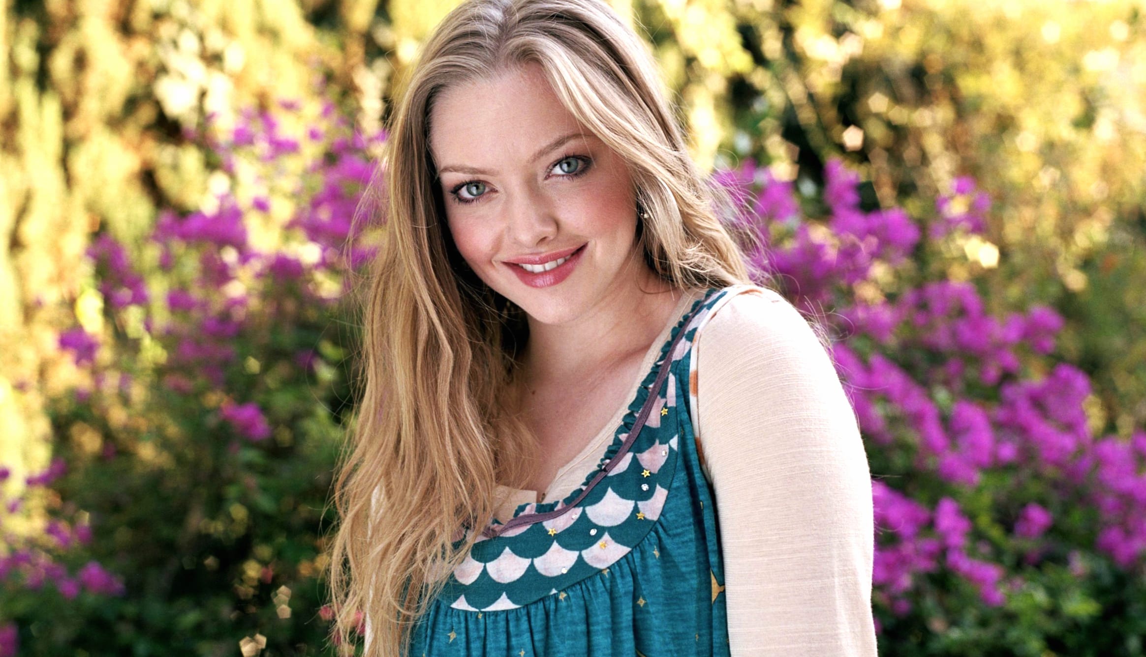 Celebrity Amanda Seyfried wallpapers HD quality