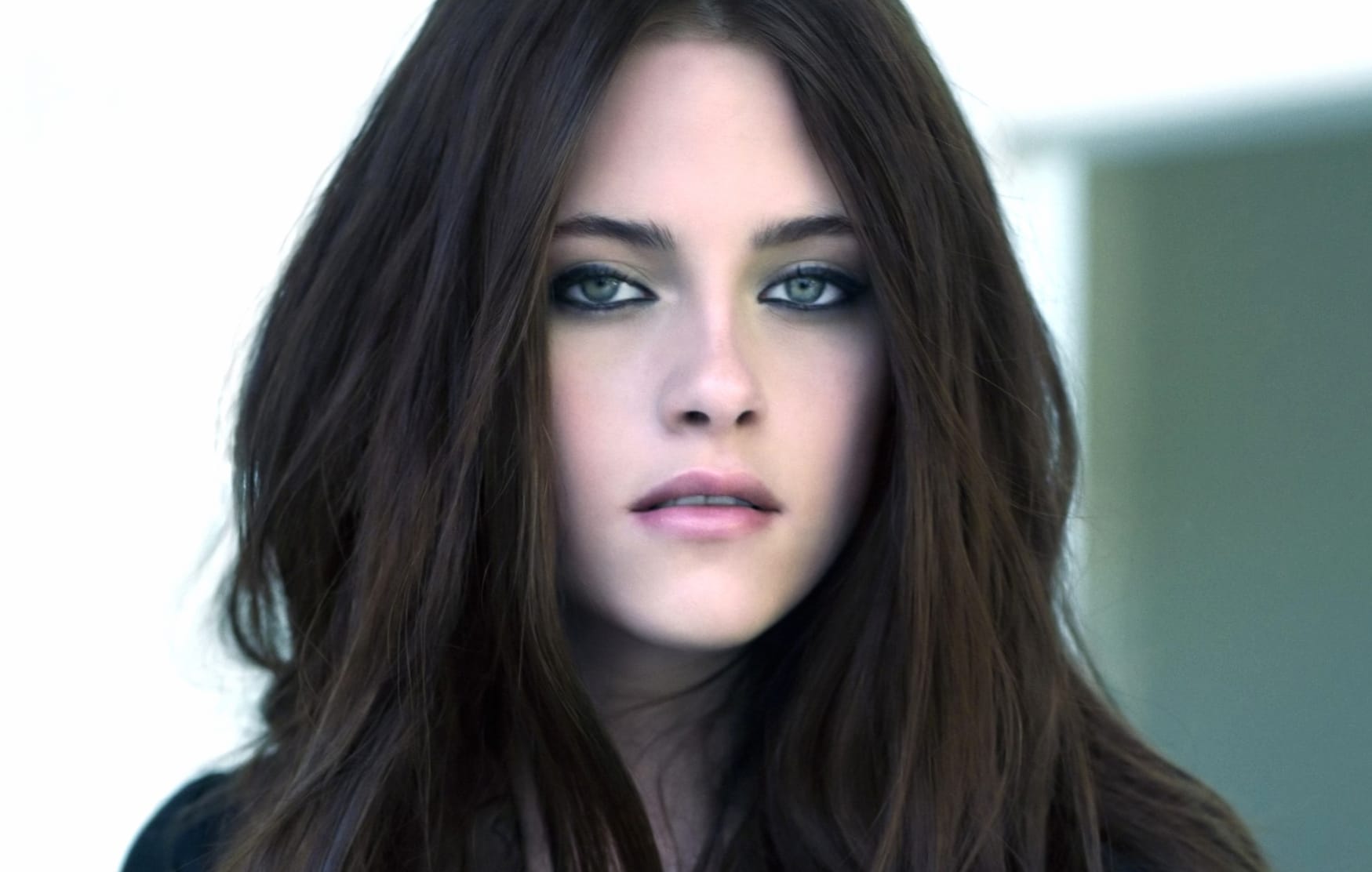 Celebrity Kristen Stewart at 1366 x 768 HD size wallpapers HD quality