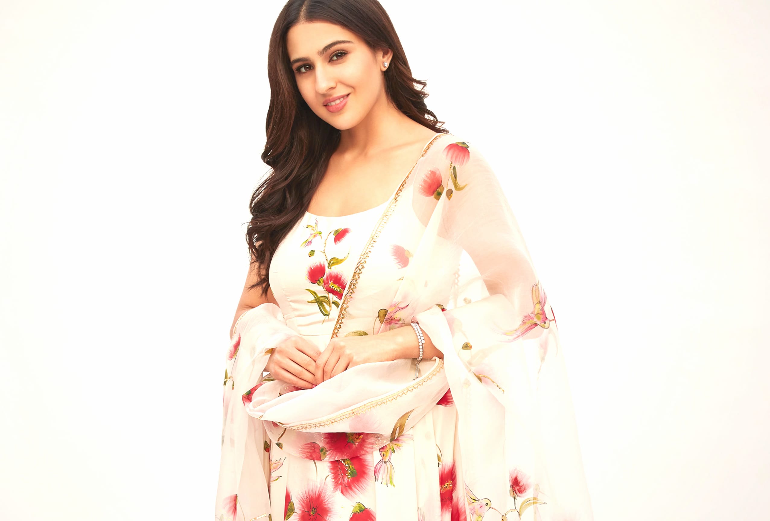 Celebrity Sara Ali Khan wallpapers HD quality