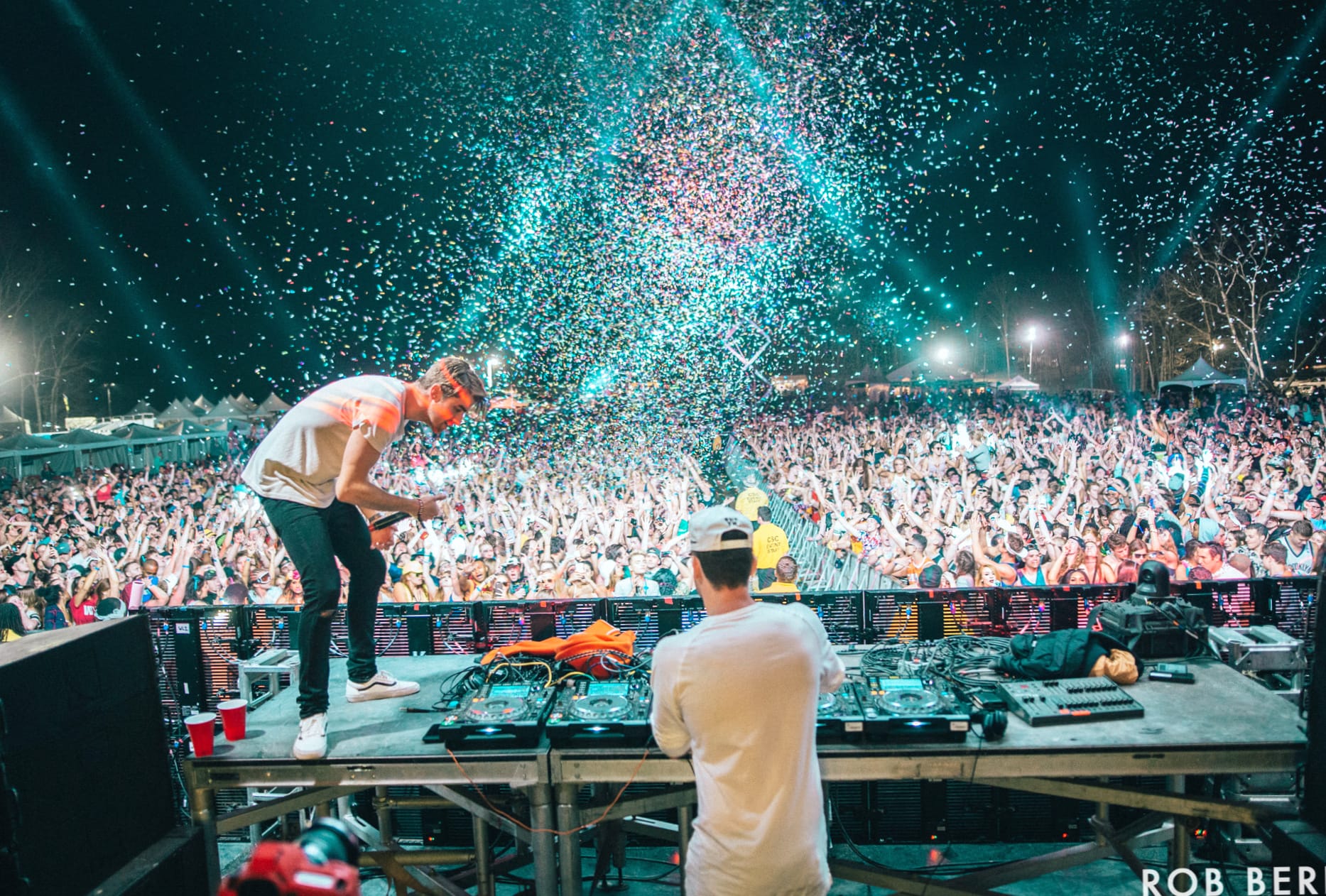 Chainsmokers Live Concert wallpapers HD quality