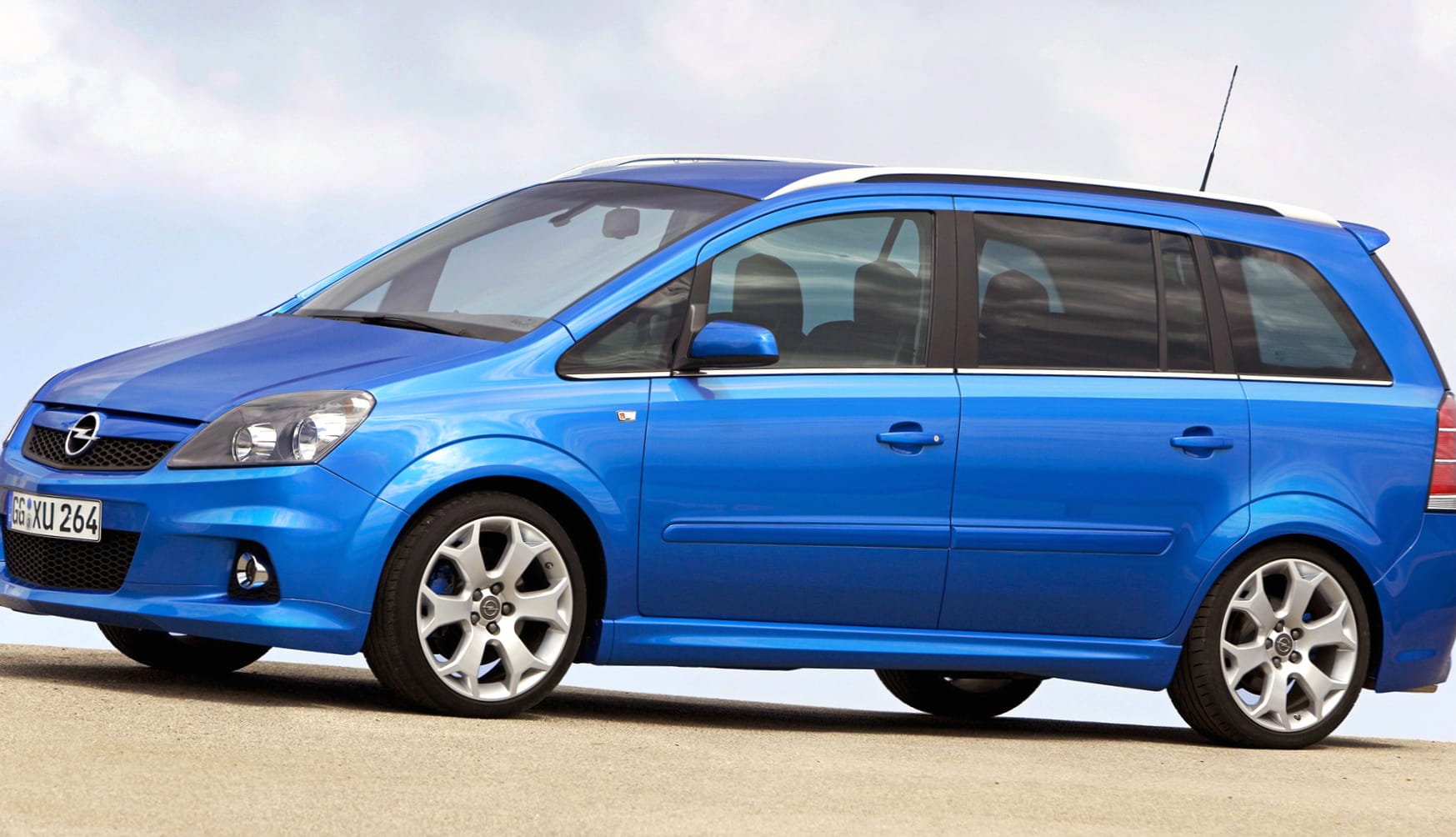 Compact MPV Vehicle Opel Zafira OPC at 640 x 1136 iPhone 5 size wallpapers HD quality