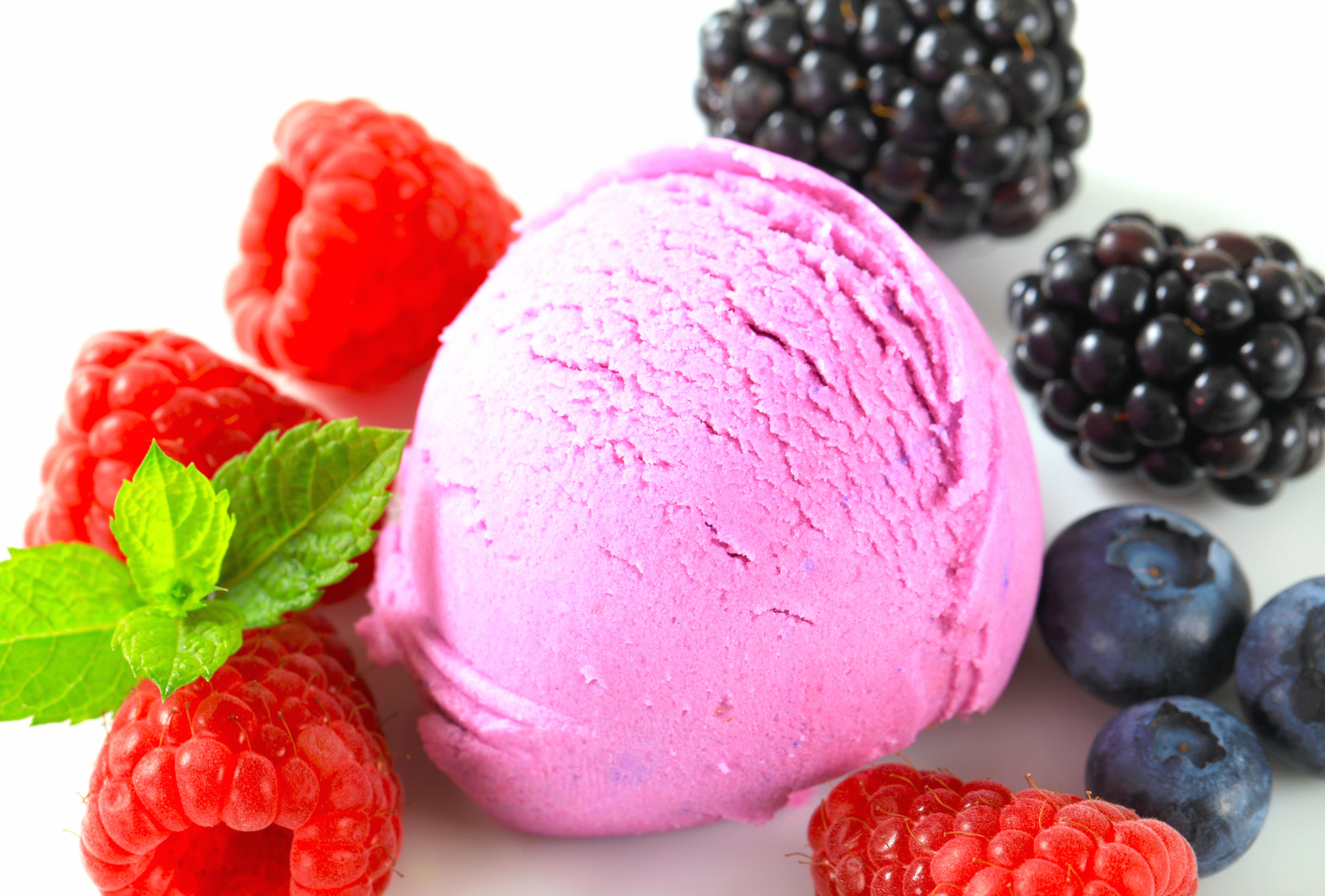 Delicious Berry Ice Cream - wallpapers HD quality