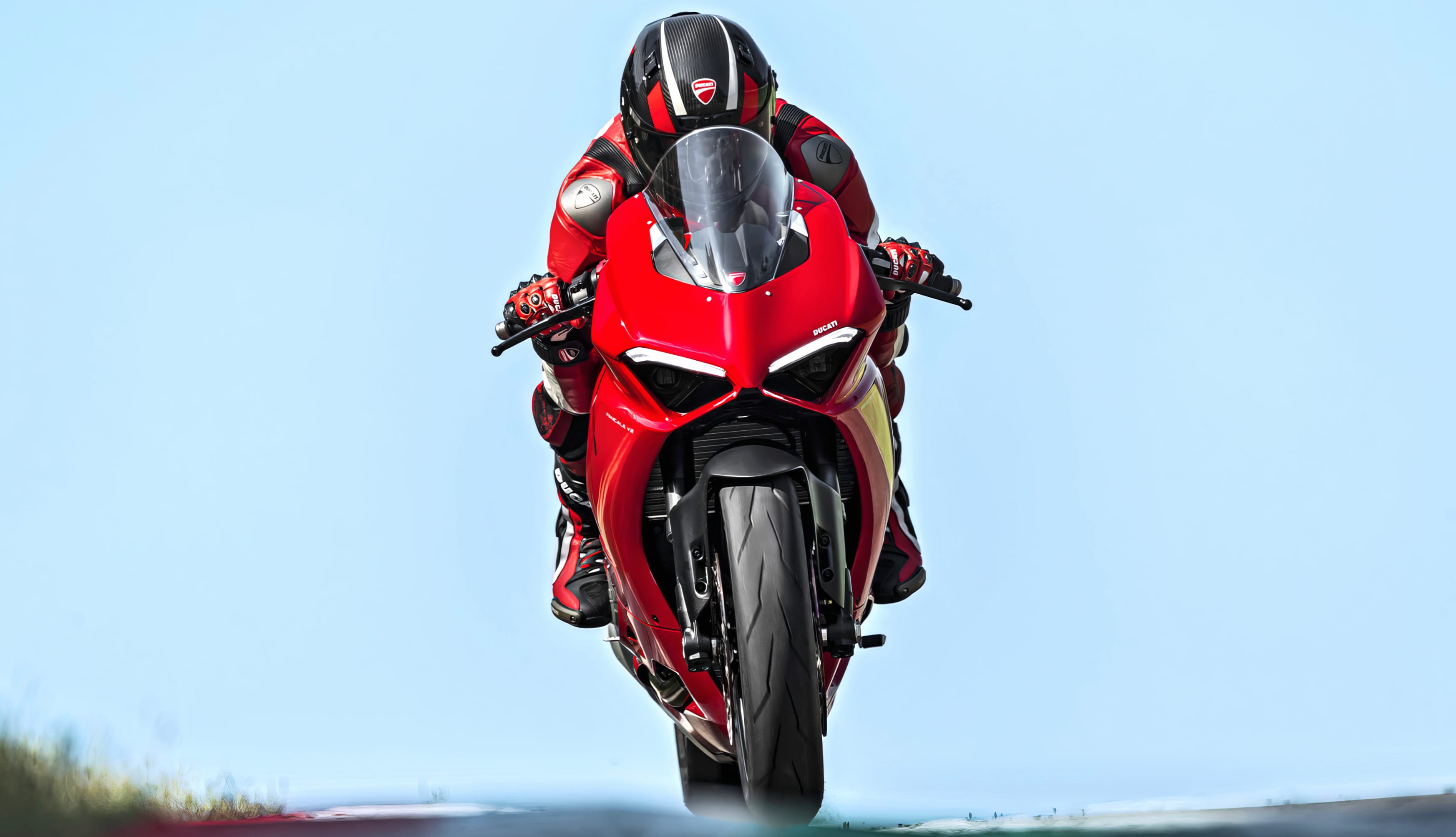 Ducati Panigale V2 Motorcycle at 1334 x 750 iPhone 7 size wallpapers HD quality