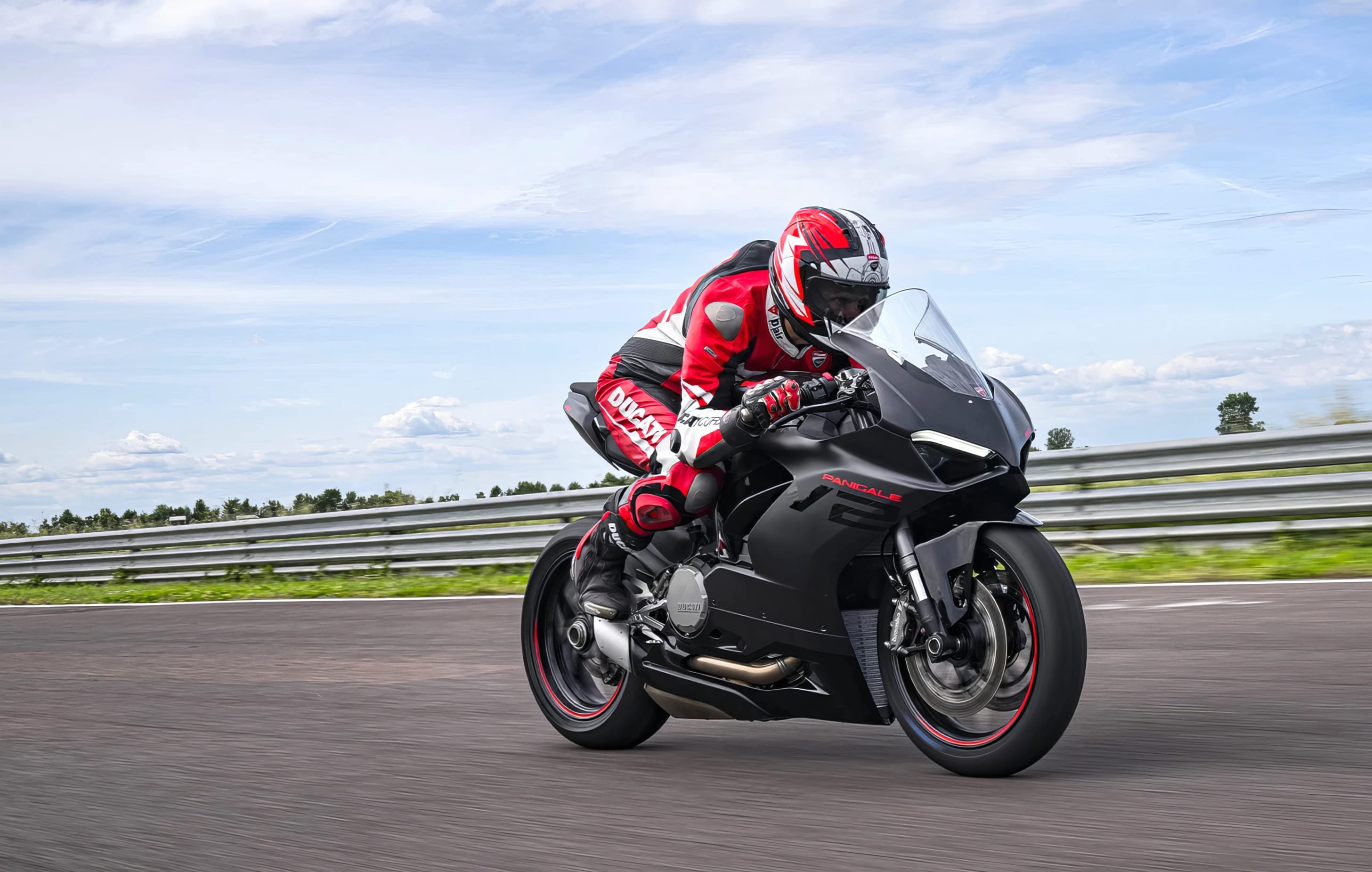 Ducati Panigale V2 Speeding - HD Motorcycle Wallpaper at 640 x 960 iPhone 4 size wallpapers HD quality