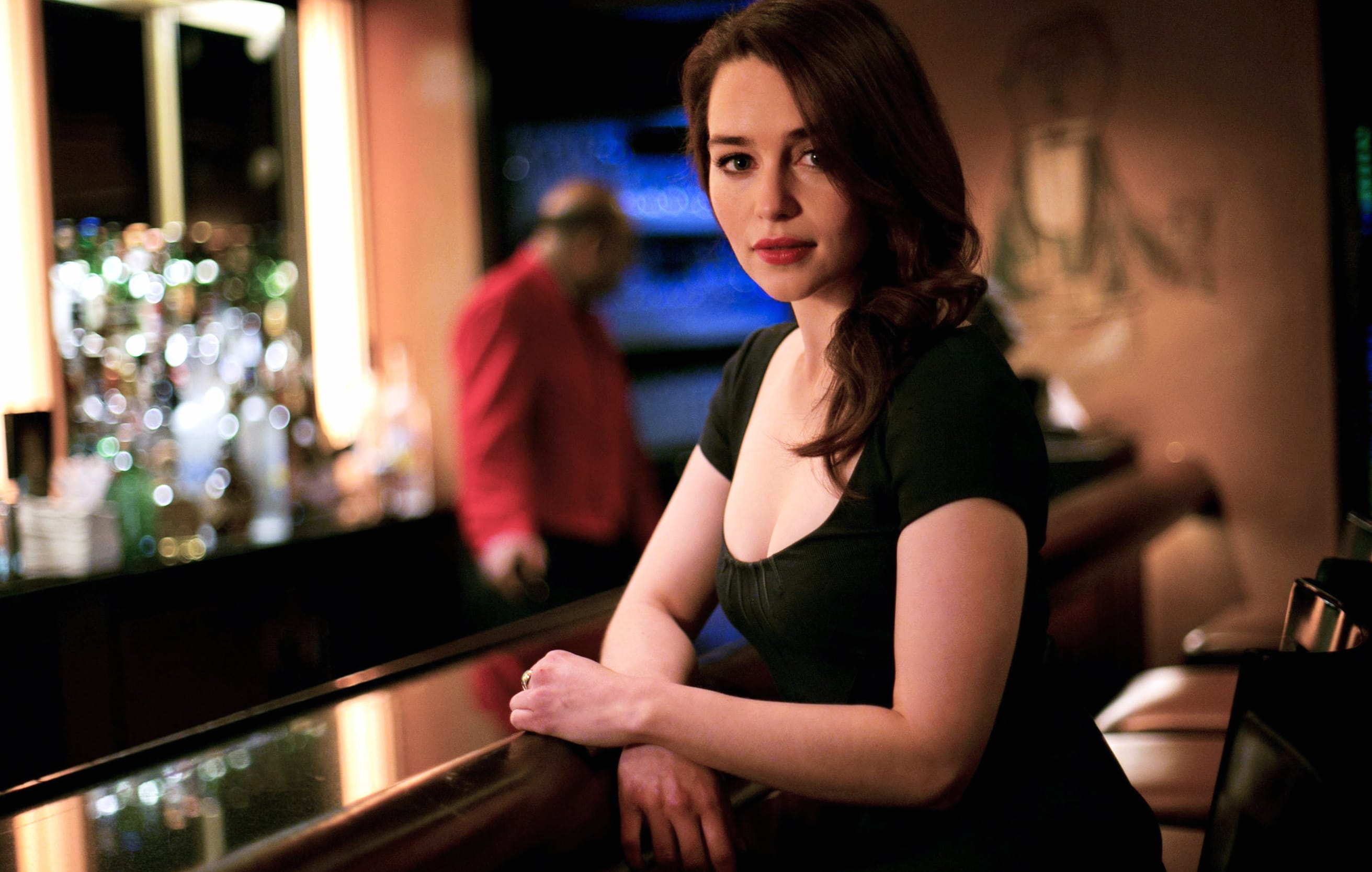 Emilia Clarke Stunning for Celebrity Fans at 640 x 1136 iPhone 5 size wallpapers HD quality