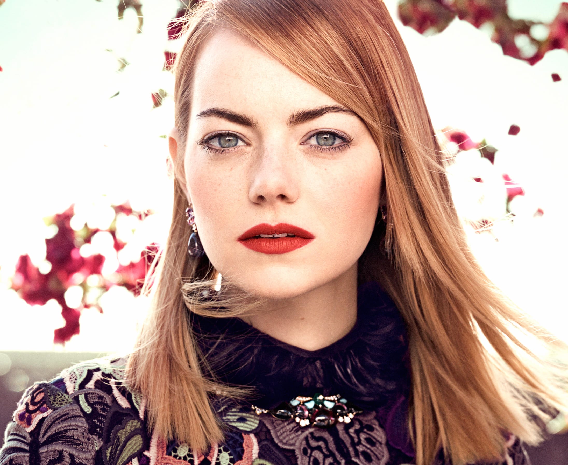 Emma Stone Stunning Redhead and Green Eyes wallpapers HD quality