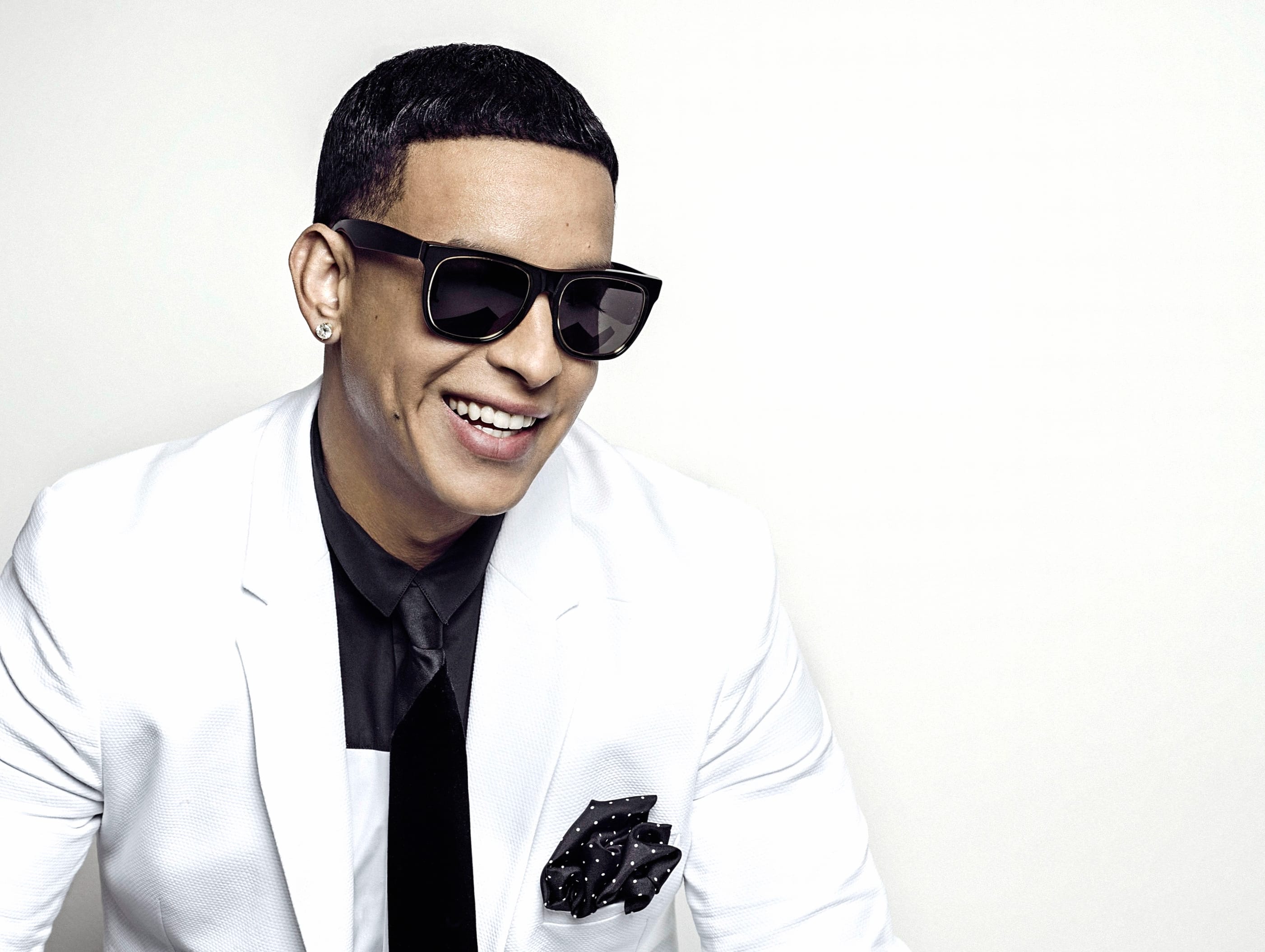 Enjoy Daddy Yankee - Now! at 1920 x 1080 HD size wallpapers HD quality