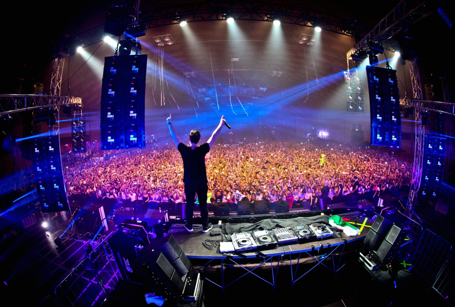 Epic Hardwell Live Performance - wallpapers HD quality