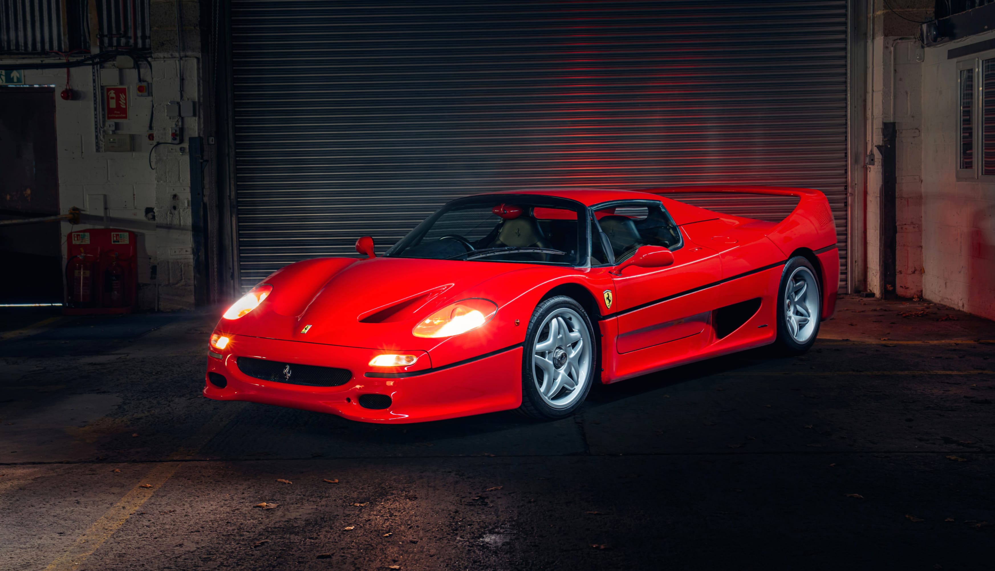 Ferrari F50 Supercar at 1024 x 1024 iPad size wallpapers HD quality