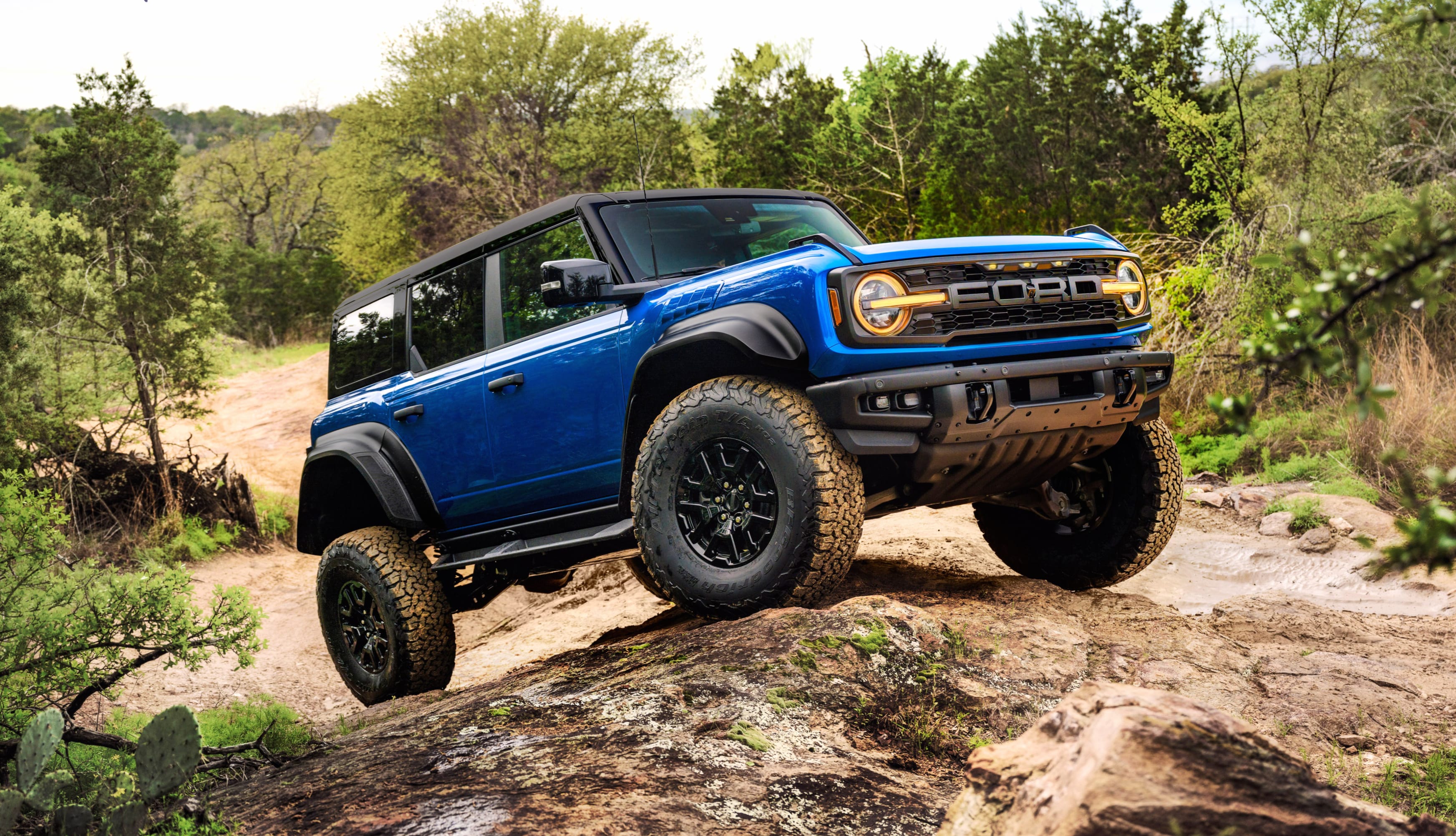 Ford Bronco Raptor 8K wallpapers HD quality