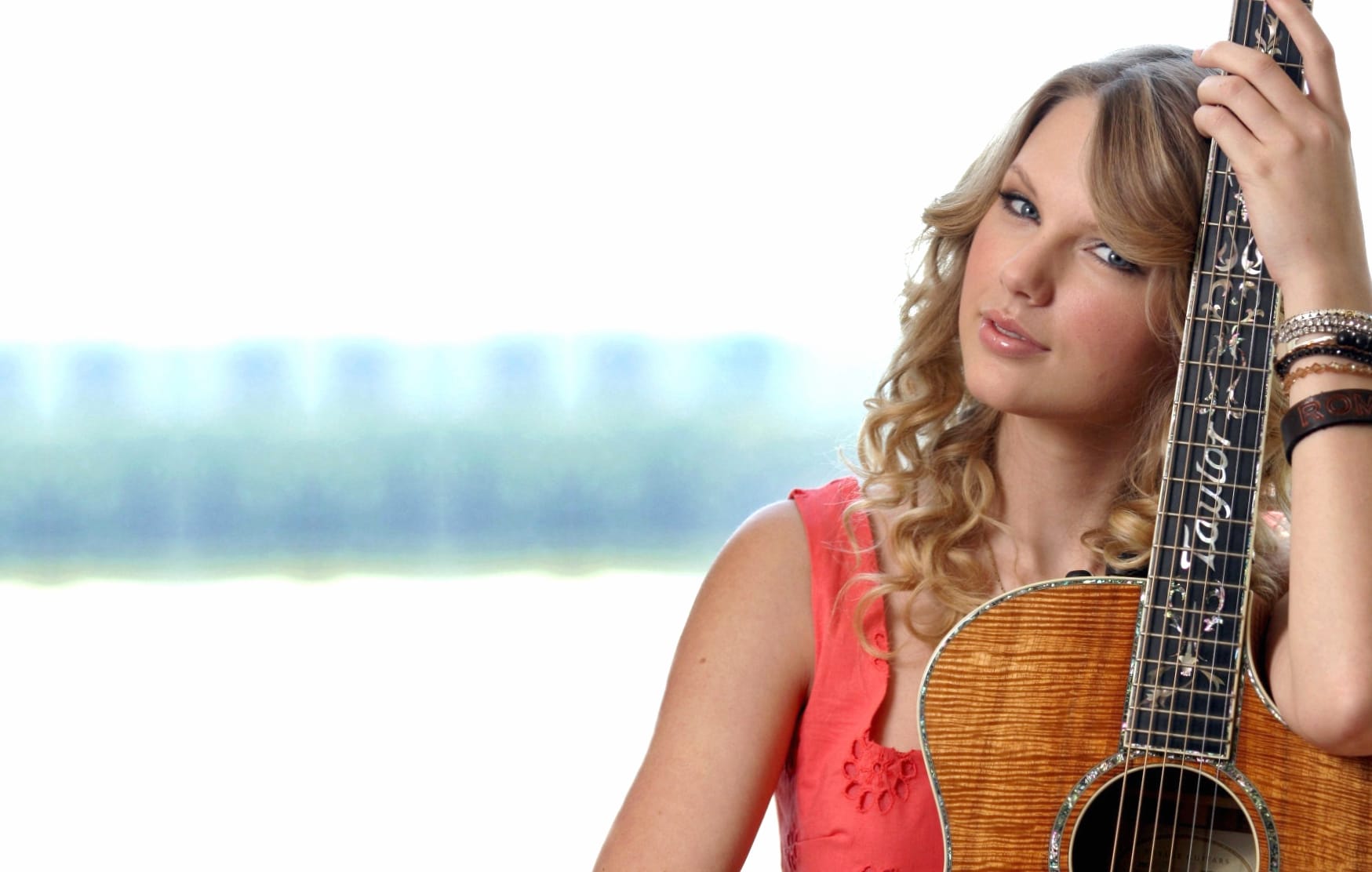 Guitar Melodies Taylor Swift at 1152 x 864 size wallpapers HD quality