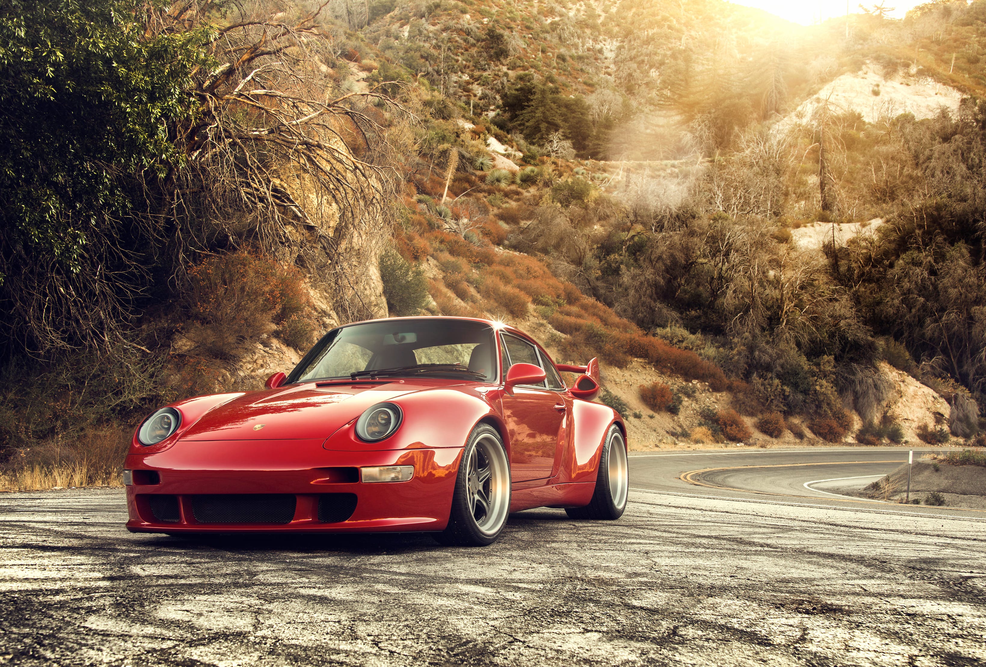 Gunther Werks 400R Concept Porsche 993 at 320 x 480 iPhone size wallpapers HD quality