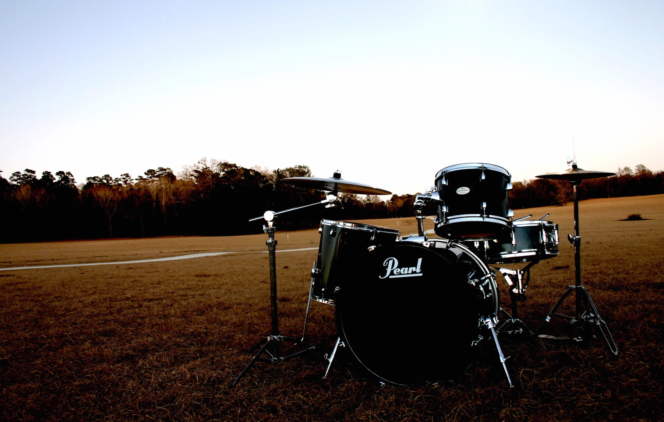 HD Wallpaper of a Serene Drum Set in Nature wallpapers HD quality