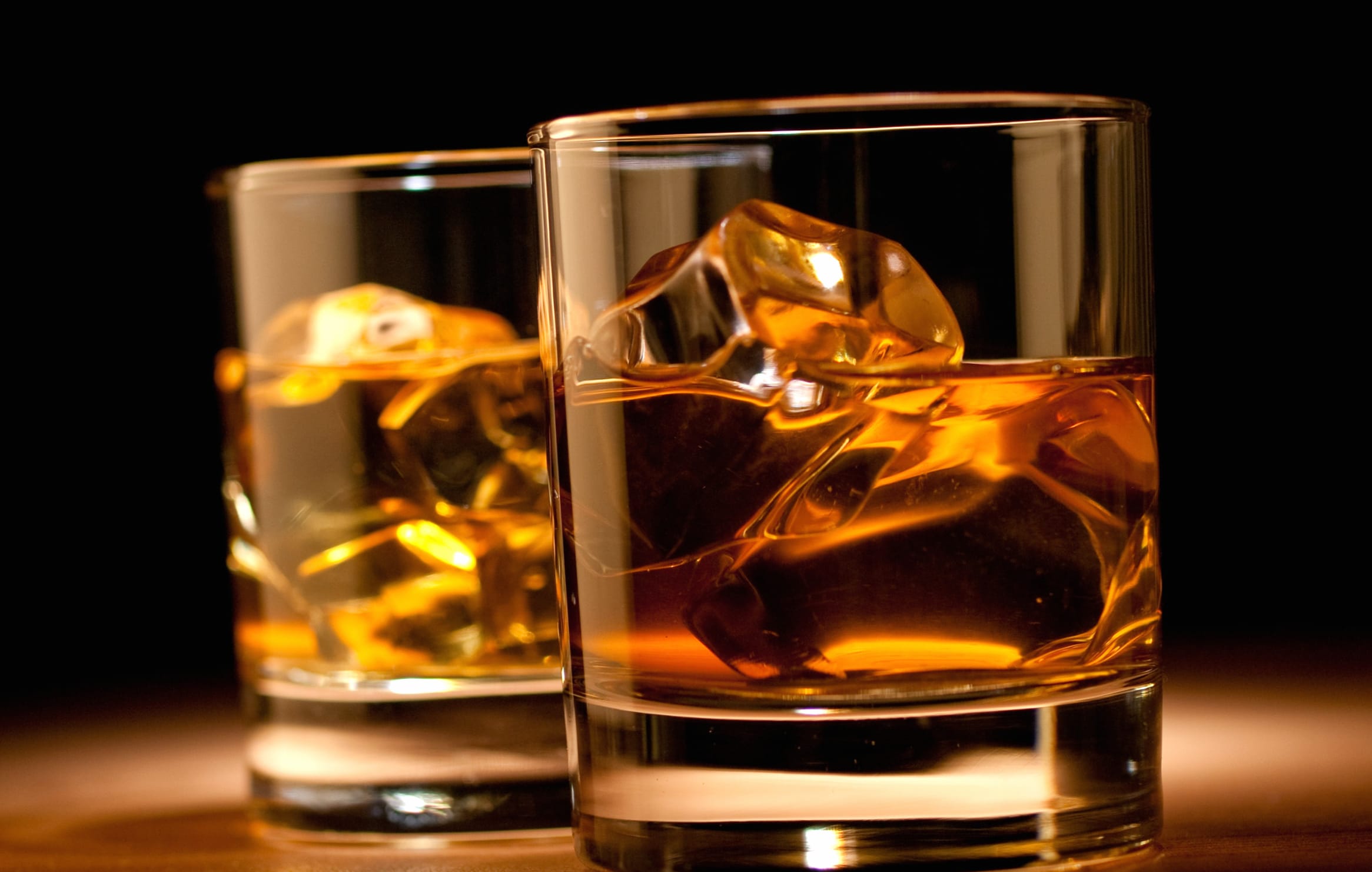 HD Wallpaper of Exquisite Whisky A Toast to Flavor wallpapers HD quality