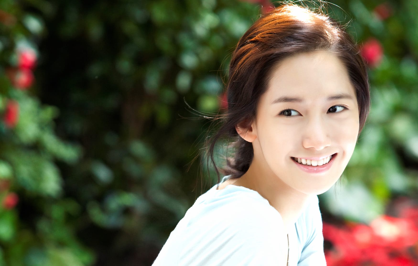 Im Yoona Innisfree Captivating Beauty in Nature wallpapers HD quality