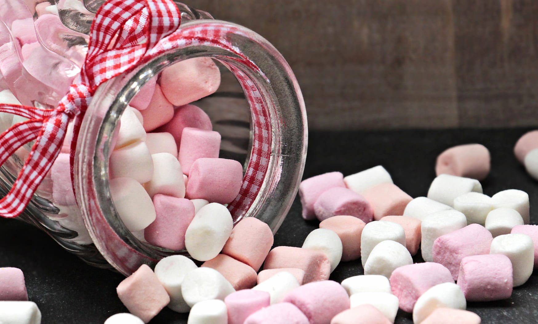 Jar Sweets Food Marshmallow at 1600 x 1200 size wallpapers HD quality