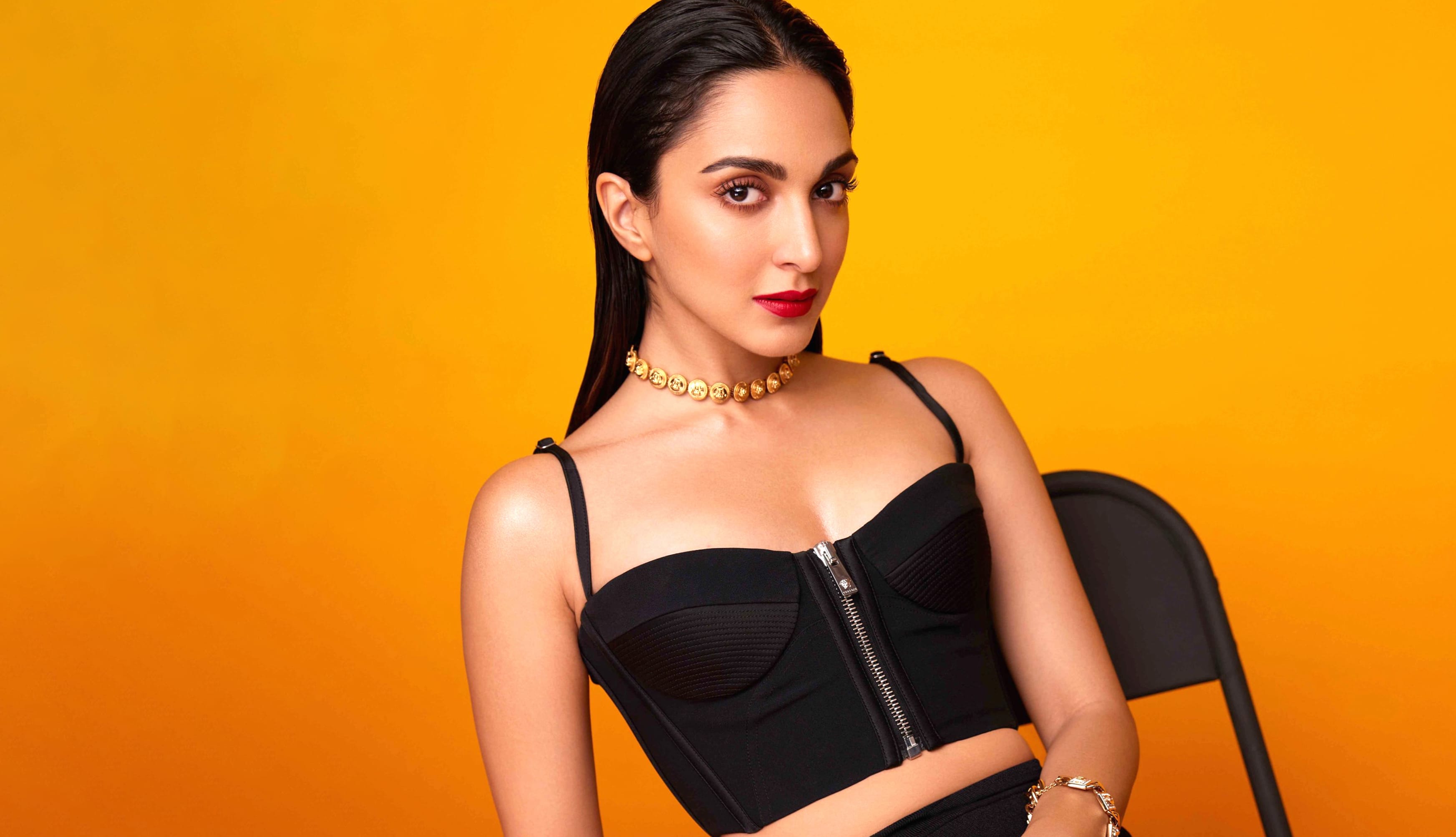 Kiara Advani Black dress wallpapers HD quality