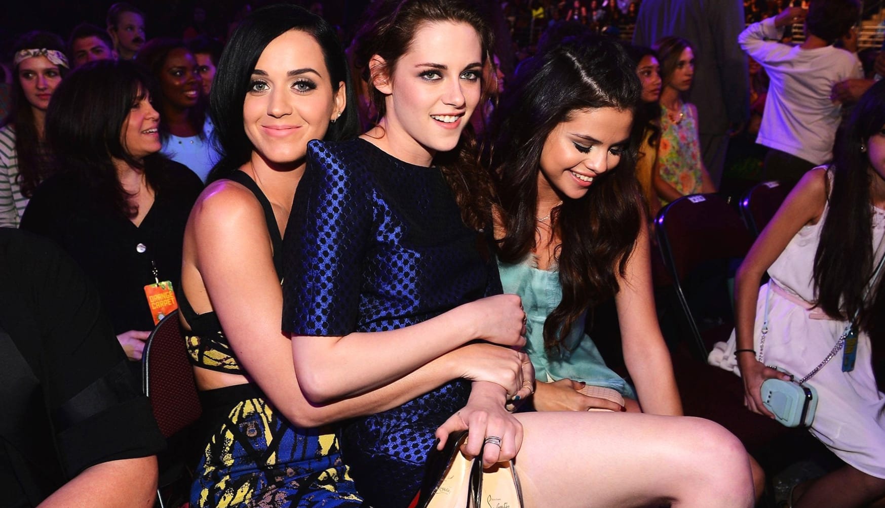 Kristen Stewart, Selena Gomez & Katy Perry in Music Vibes wallpapers HD quality