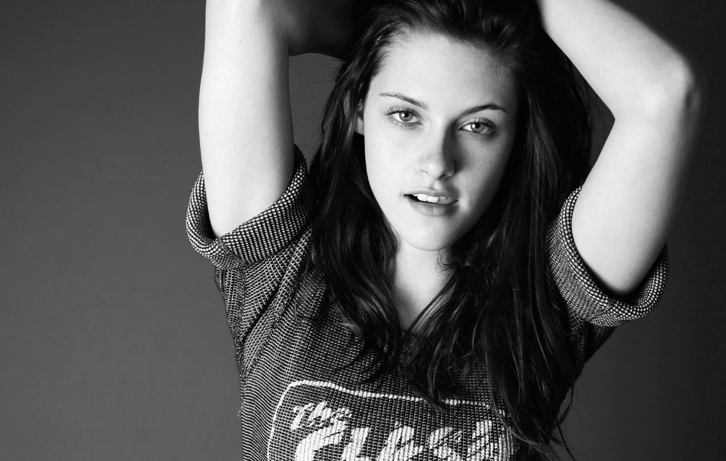 Kristen Stewart Intense Gaze wallpapers HD quality