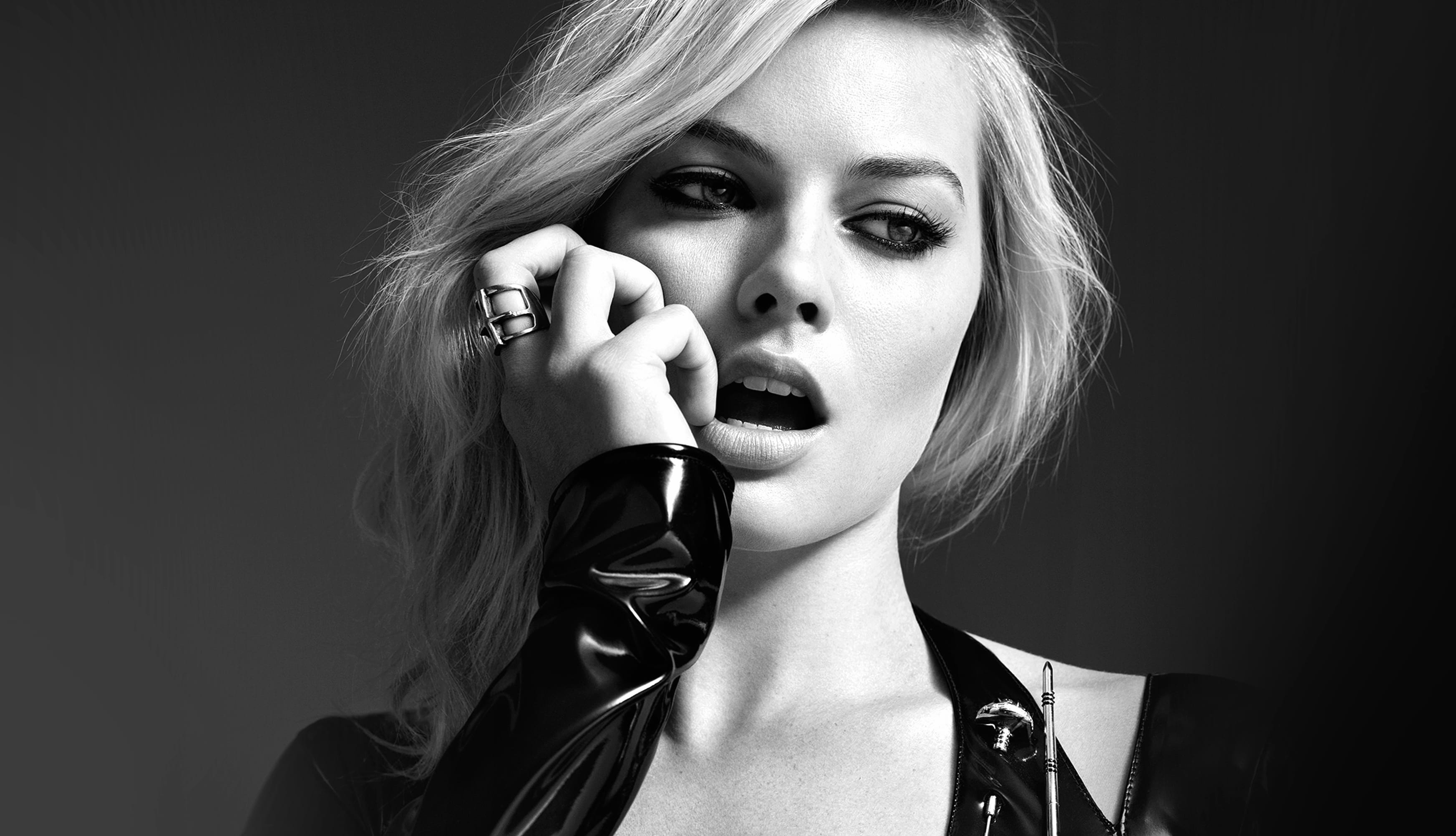 Margot Robbie Monochrome wallpapers HD quality