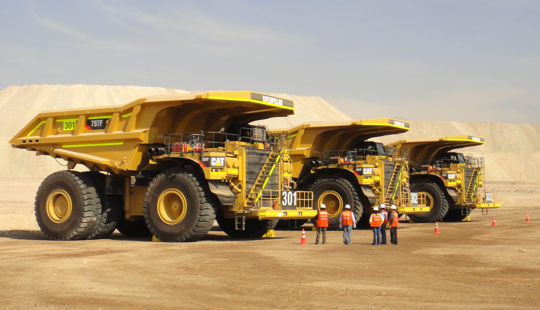 Massive Mining Trucks - wallpapers HD quality