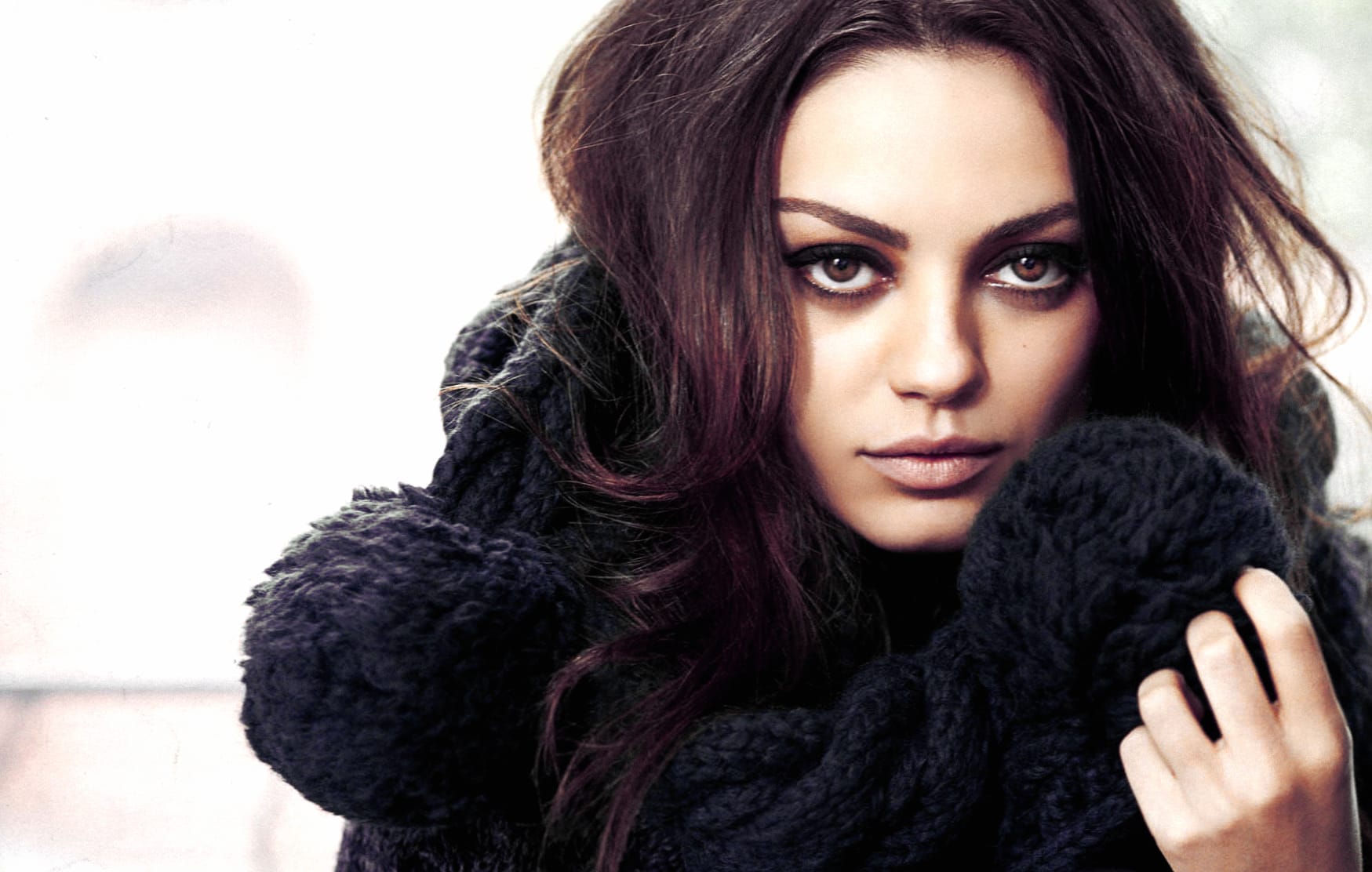 Mila Kunis Captivating Celebrity Aura wallpapers HD quality