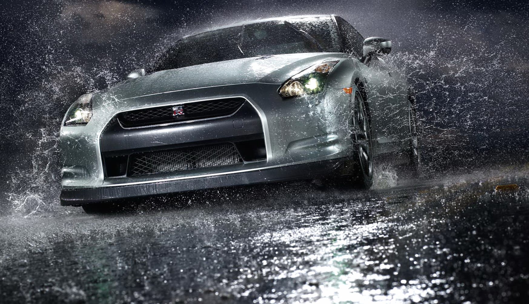 Nissan GT-R Power in the Rain wallpapers HD quality