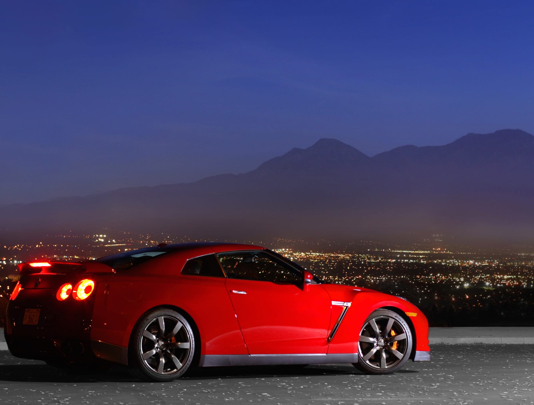 Nissan GT-R Twilight Vista at 1280 x 960 size wallpapers HD quality