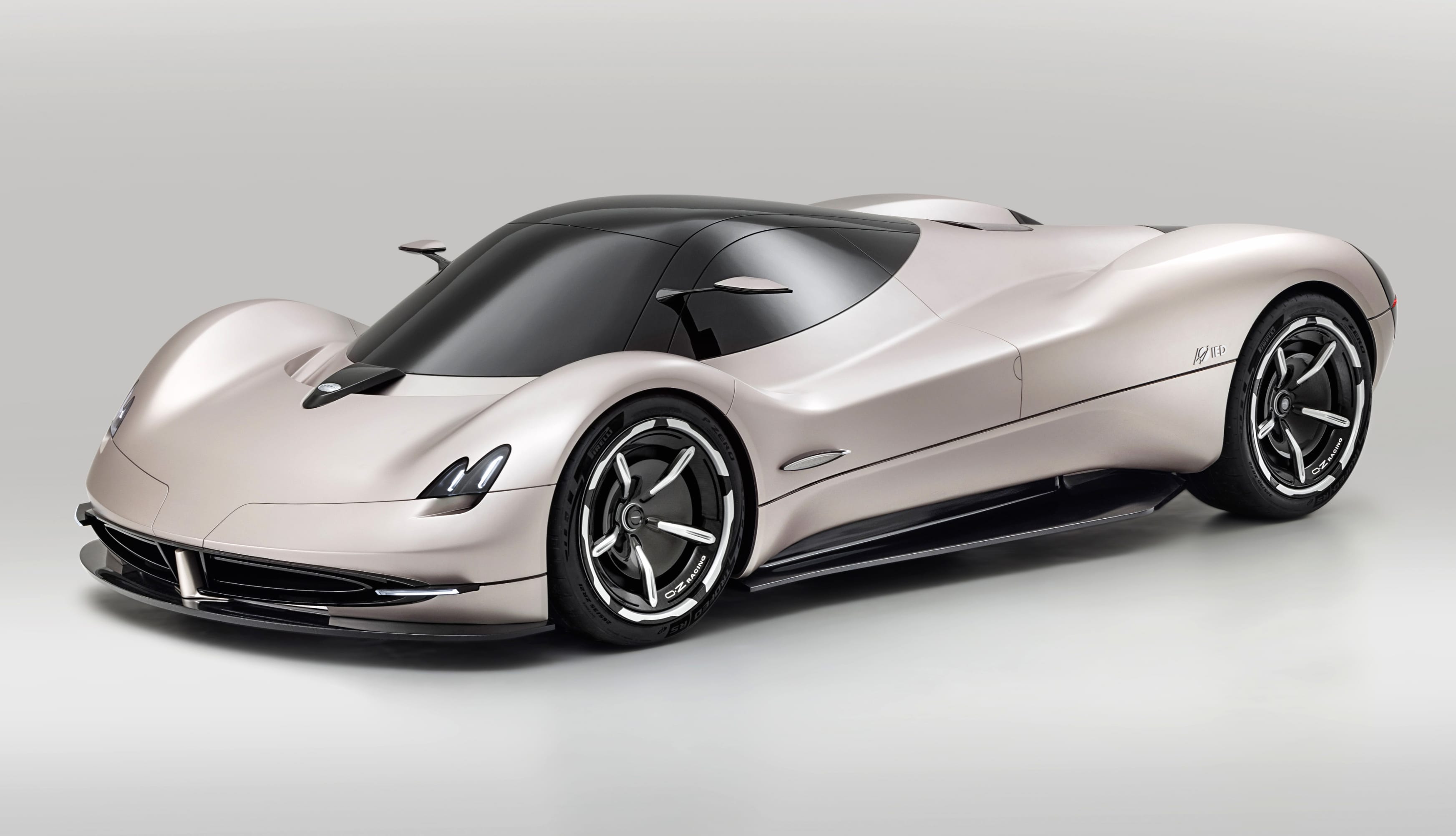 Pagani Alisea Hypercar at 640 x 1136 iPhone 5 size wallpapers HD quality