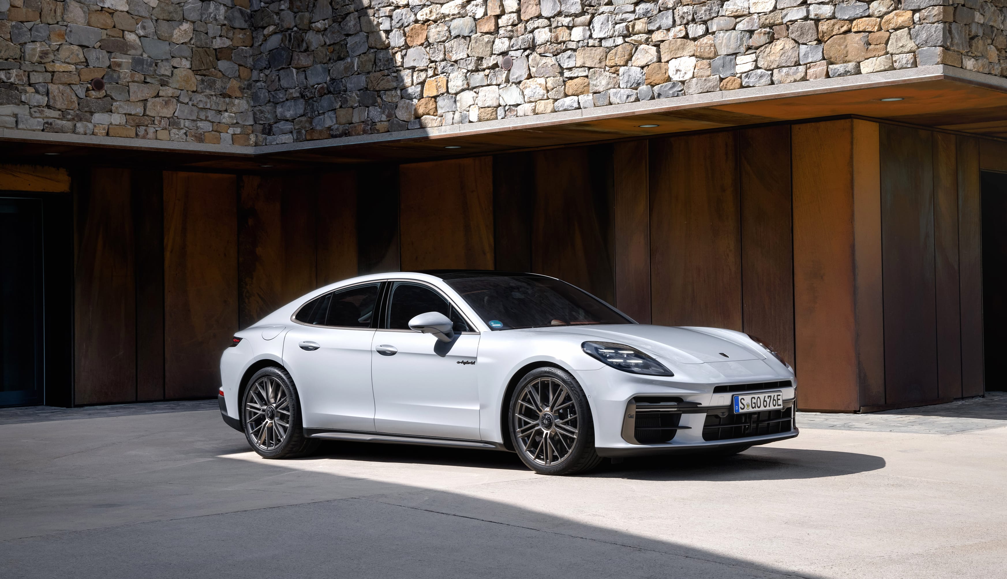 Porsche Panamera Turbo S E-Hybrid wallpapers HD quality