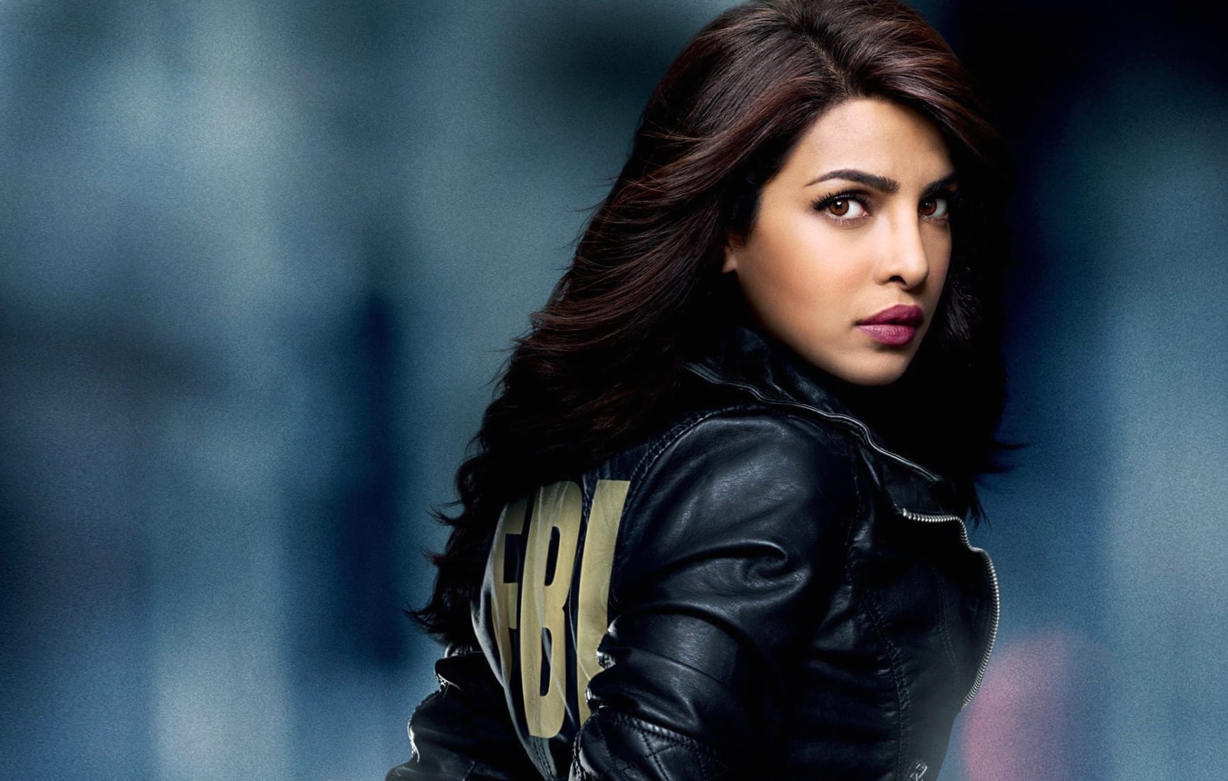 Priyanka Chopra Stunning of a Talented Actress and Singer wallpapers HD quality