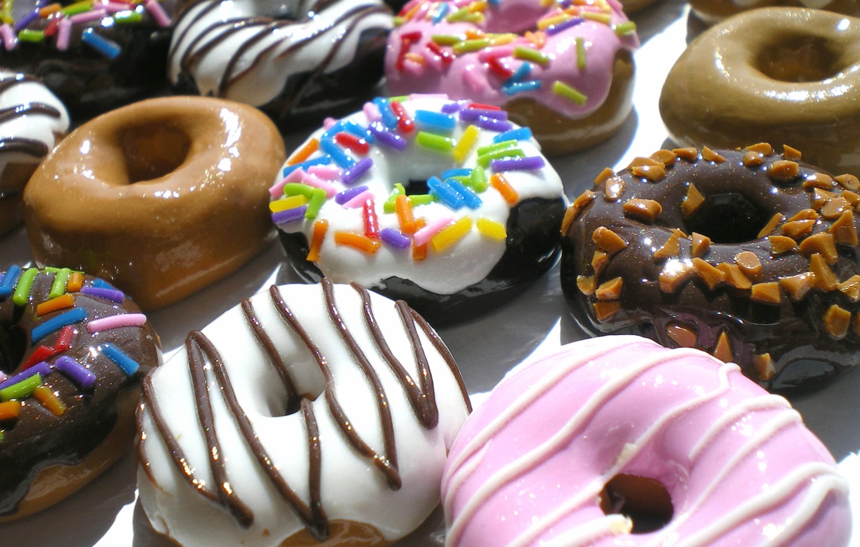 Rainbow Doughnut Delight - wallpapers HD quality