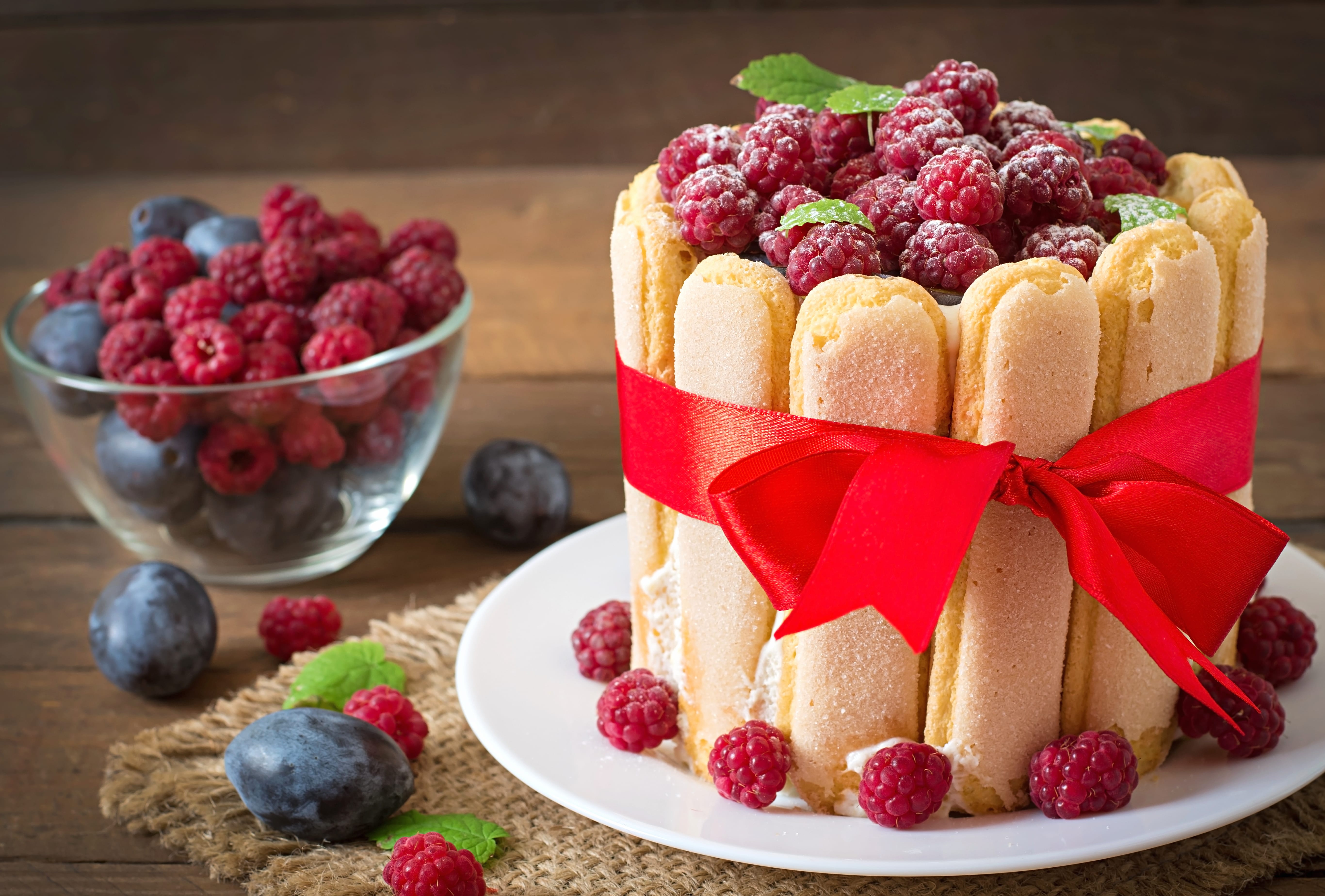 Raspberry Fruit Plum Baking Food Cake wallpapers HD quality