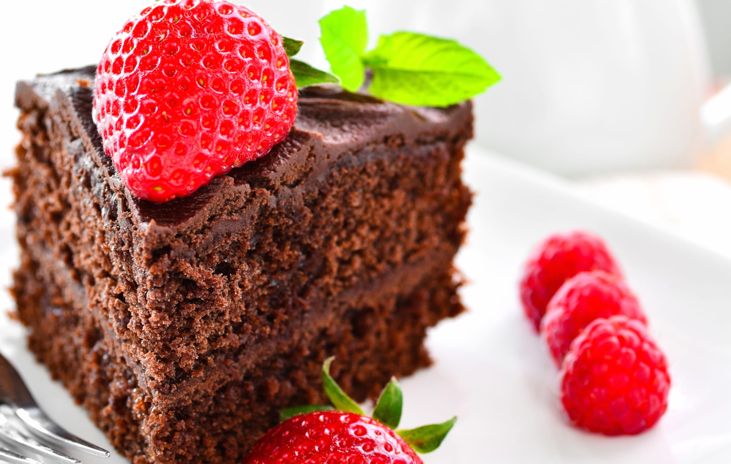 Raspberry Strawberry Berry Chocolate Dessert Food Cake wallpapers HD quality