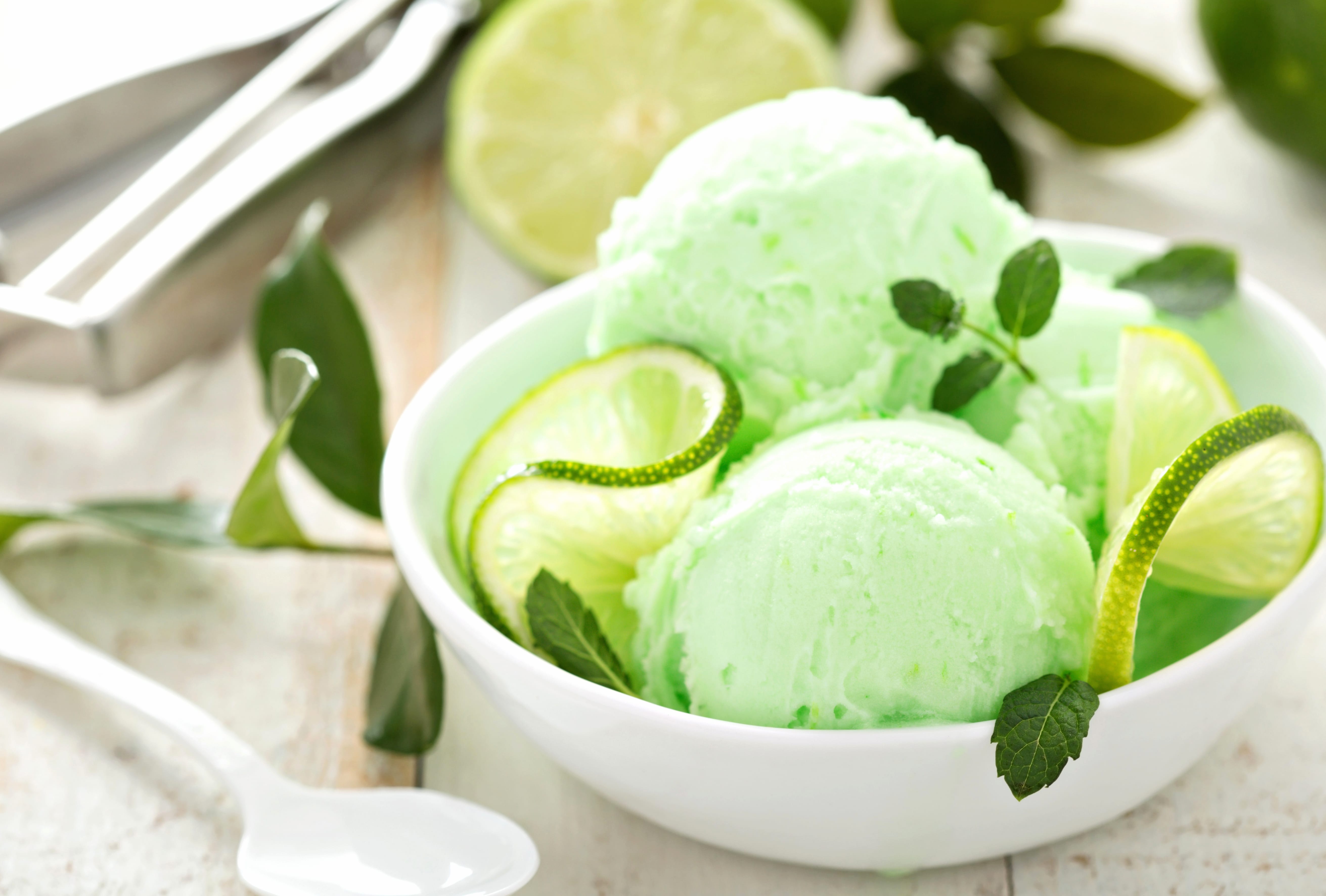 Refreshing Mint Lime Ice Cream - at 1600 x 1200 size wallpapers HD quality