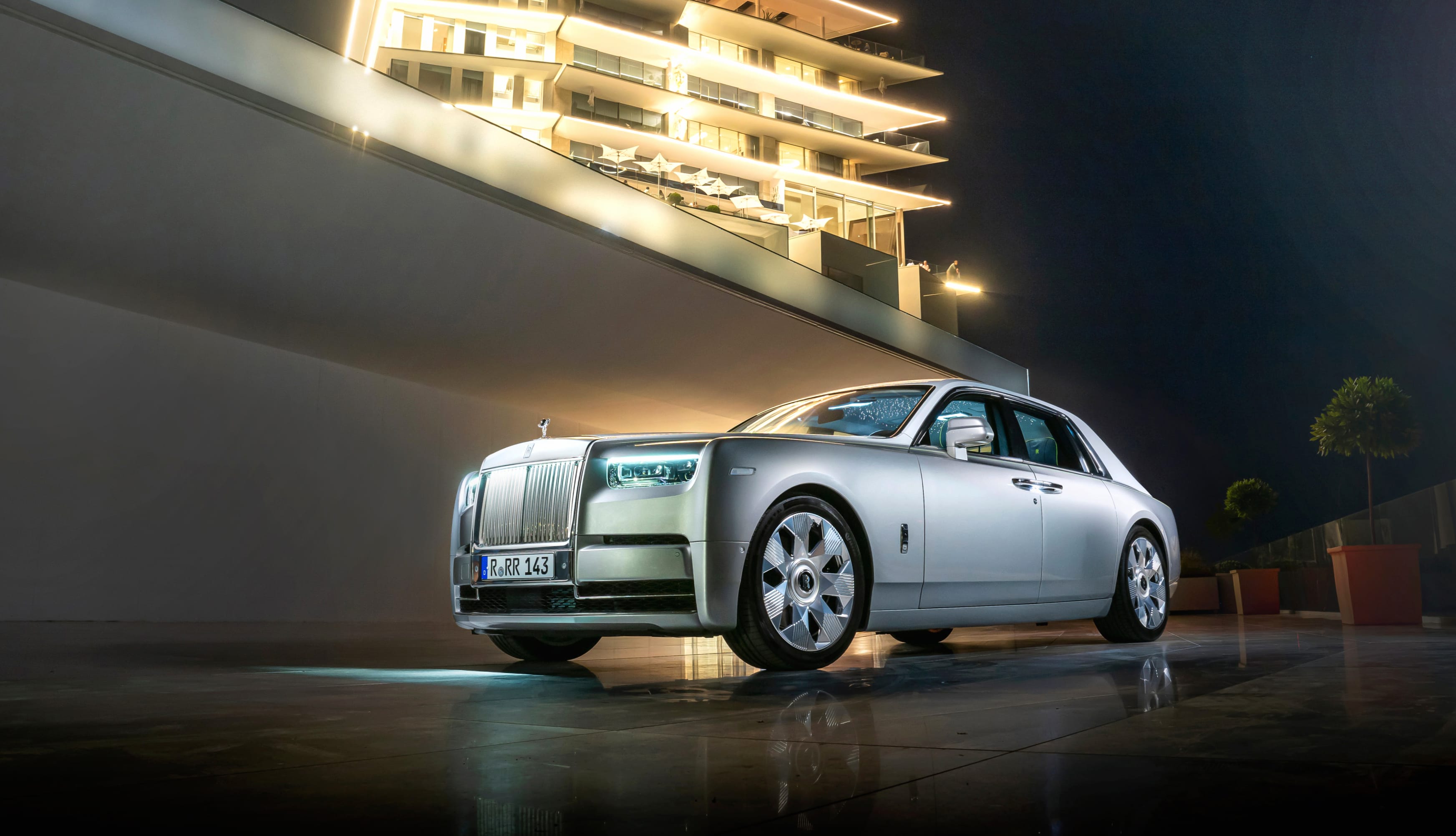 Rolls-Royce Phantom Bespoke at 750 x 1334 iPhone 6 size wallpapers HD quality