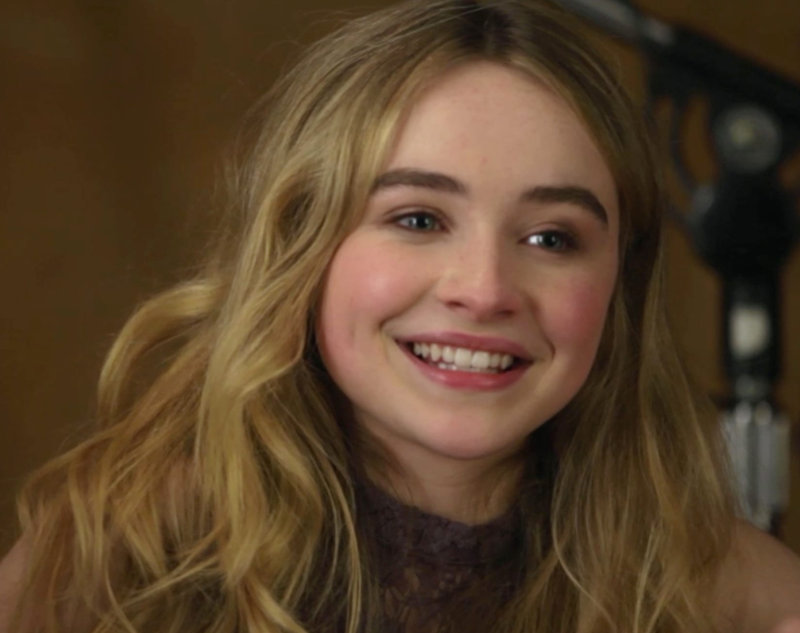 Sabrina Carpenter A Captivating Celebrity Moment at 1680 x 945 HD size wallpapers HD quality