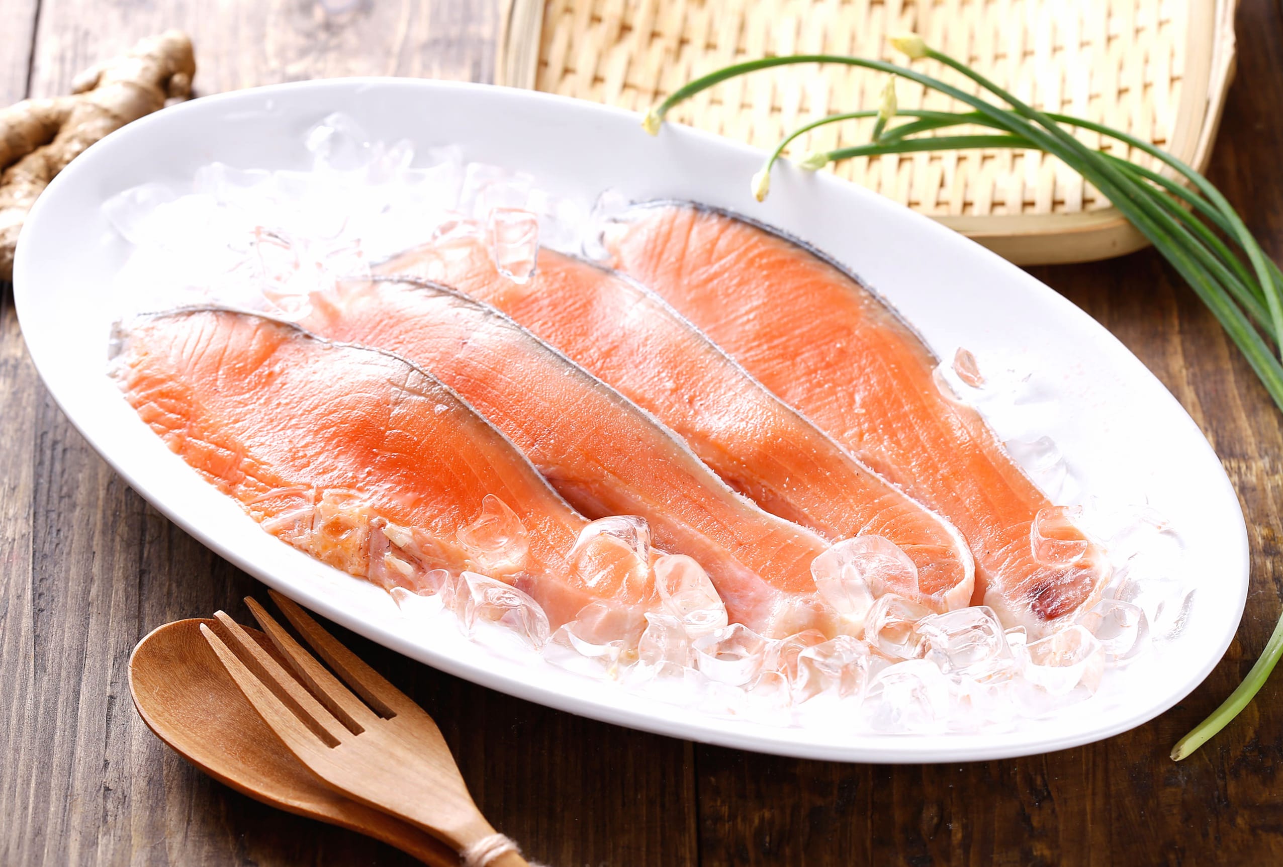 Salmon Food Fish at 320 x 480 iPhone size wallpapers HD quality