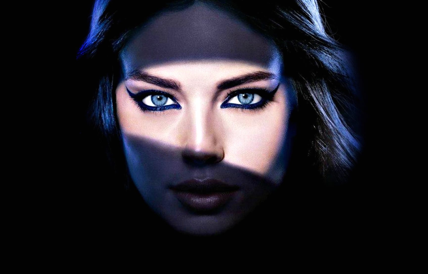 Shadow Face Celebrity Emily Didonato Wallpaper at 2048 x 2048 iPad size wallpapers HD quality