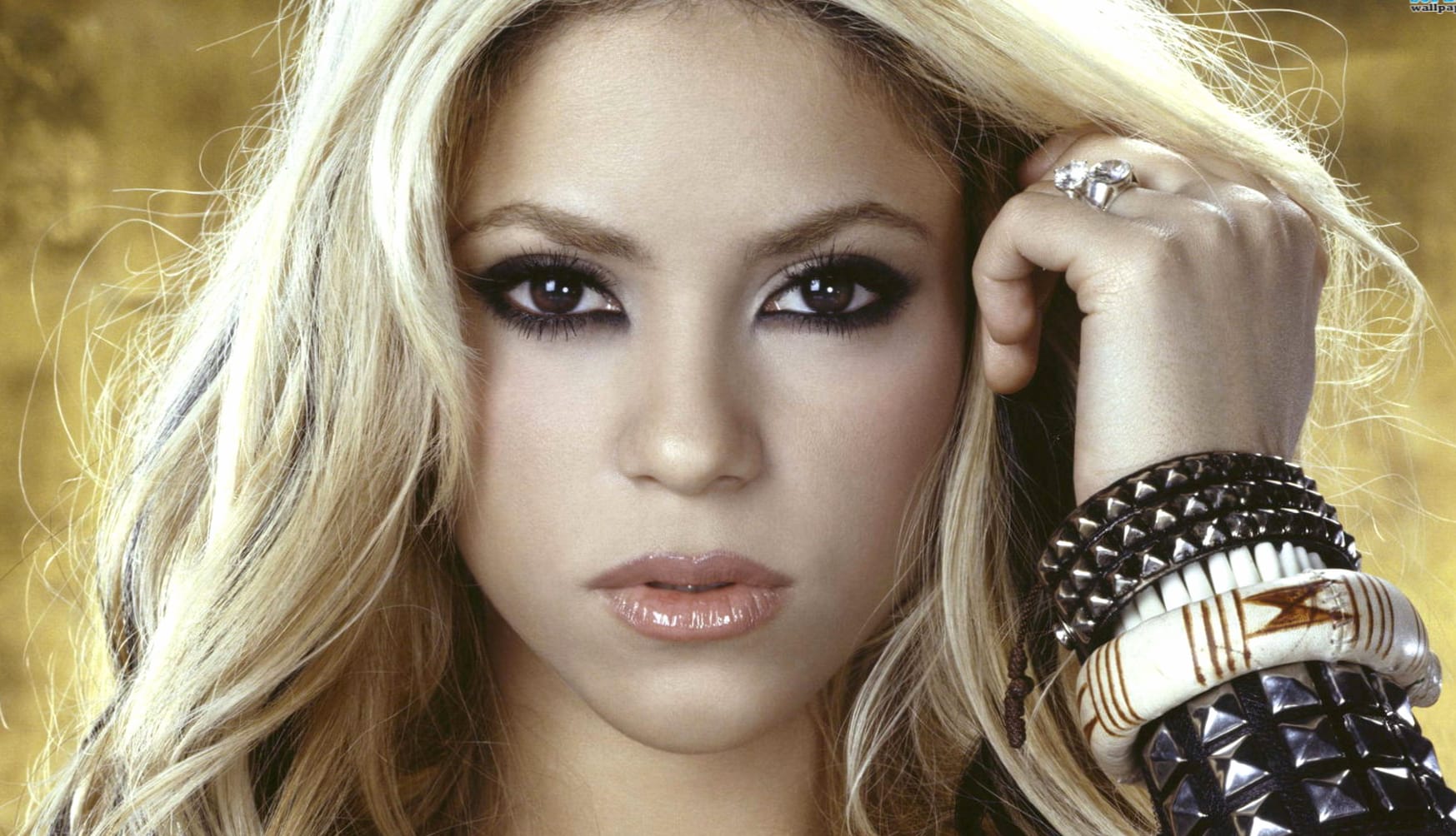 Shakira Music at 1600 x 1200 size wallpapers HD quality