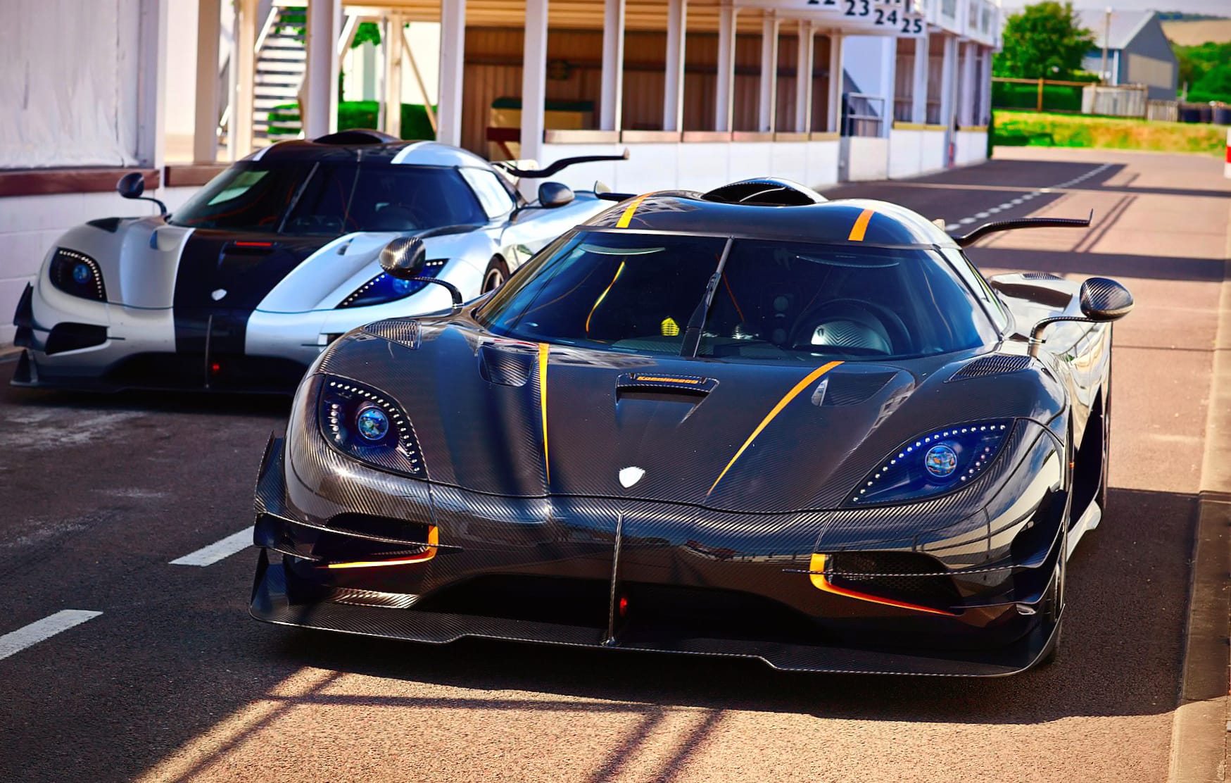 Ultimate Koenigsegg Agera Supercar - at 1024 x 1024 iPad size wallpapers HD quality