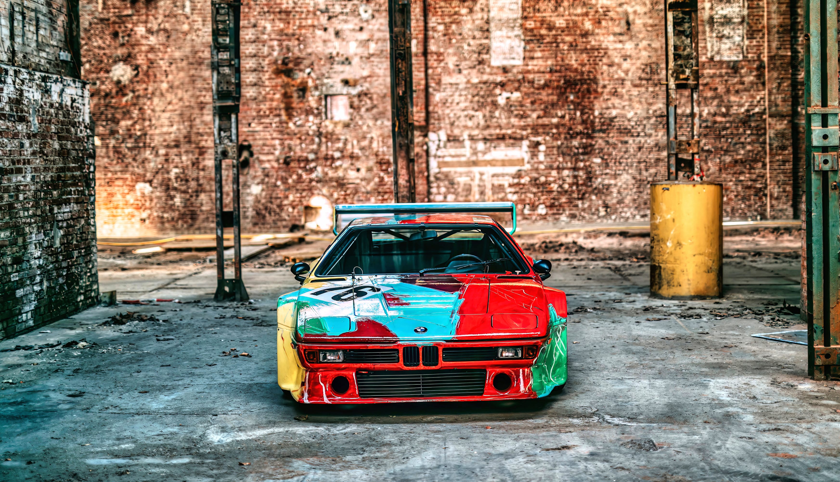 Vehicle BMW M1 at 1024 x 1024 iPad size wallpapers HD quality