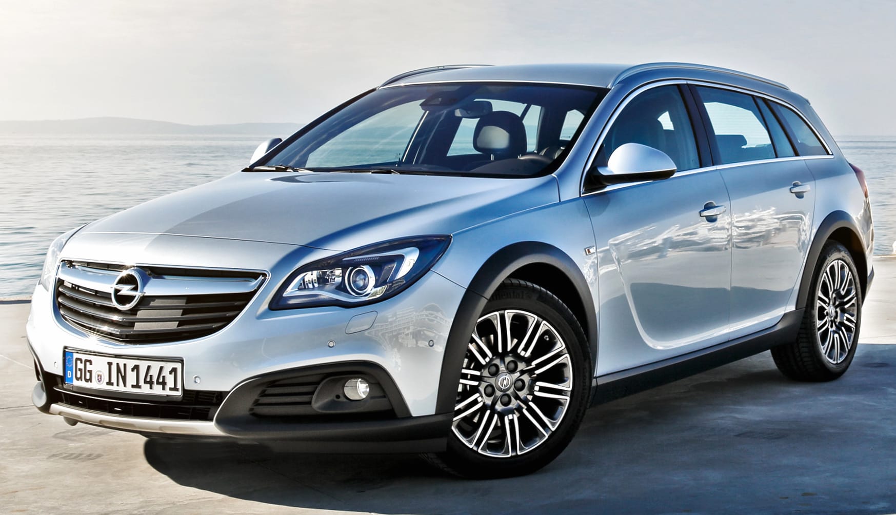 Vehicle Opel Insignia Country Tourer wallpapers HD quality