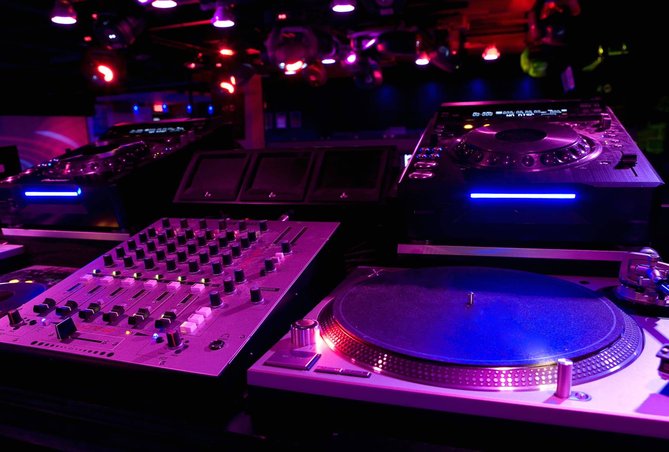 Vibrant DJ Decks at 1280 x 720 HD size wallpapers HD quality