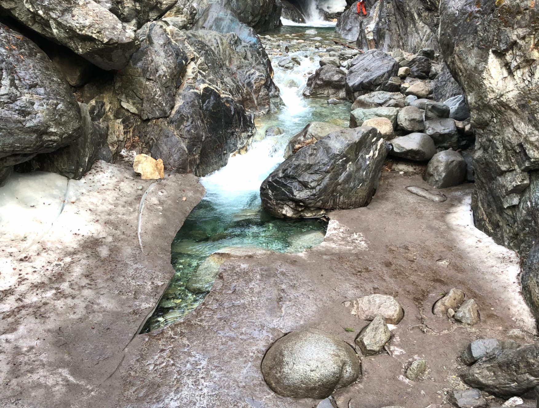 Winter Water Snow Under The Mountain Nature Stone at 320 x 480 iPhone size wallpapers HD quality