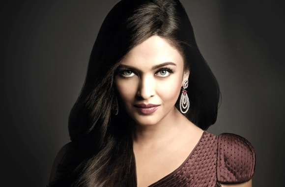 Aishwarya Rai Elegance Redefined