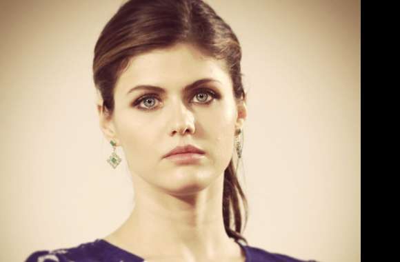 Alexandra Daddario Blue-eyed Brunette Actress