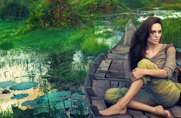 Angelina Jolie - Serene Reflection wallpapers hd quality