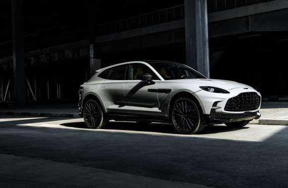 Aston Martin DBX707 8K