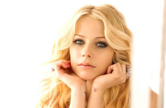 Avril Lavigne Captivating Music Icon